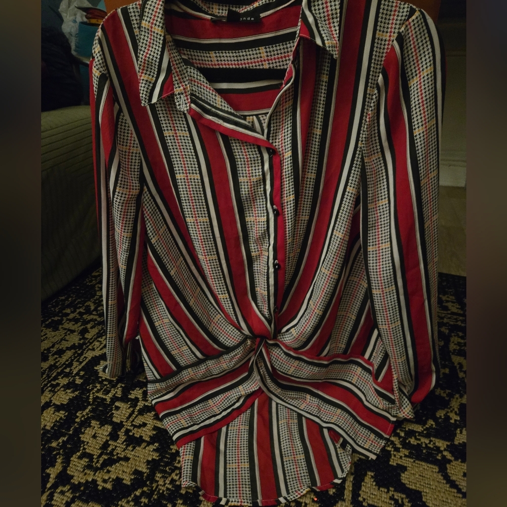 Haute Monde Red Black White Striped Knot-Front Button Down Shirt